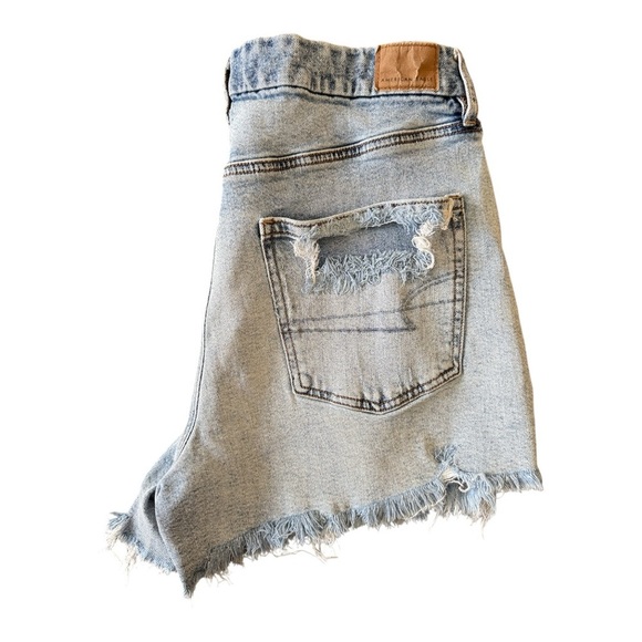 American Eagle Strigid Curvy Super High-Waisted Relaxed Shorts size 14 - Picture 4 of 7